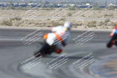 media/Dec-01-2025-Moto Forza (Mon) [[2daa91e15f]]/1-Advanced Group/Session 2 Turn 11 Backside/